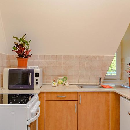 Illes Apartmanok Ii. Hajdúszoboszló Eksteriør billede