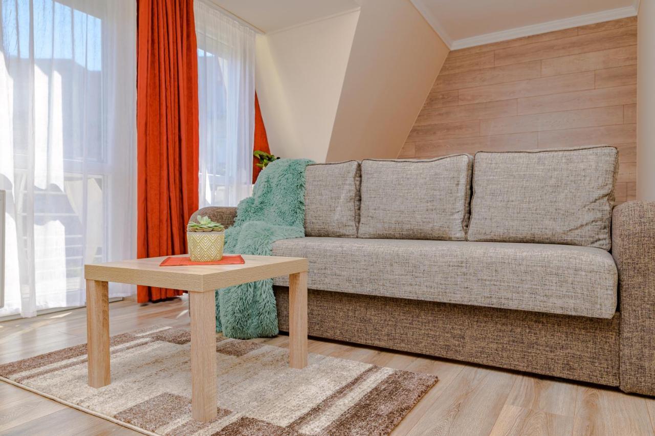 Illes Apartmanok Ii. Hajdúszoboszló Eksteriør billede